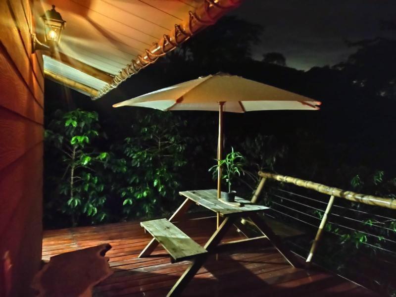 Hotel Glamping Orosierra à Chinchiná Extérieur photo